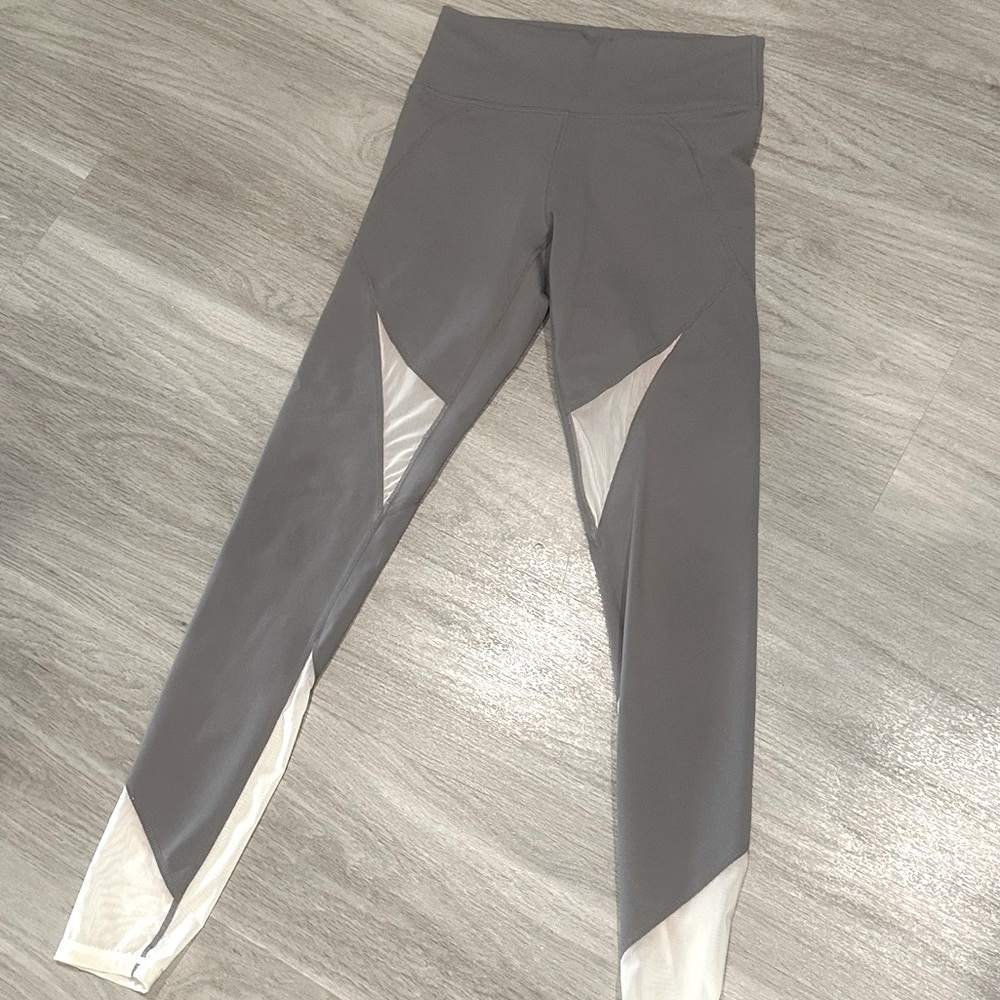 Fabletics grey yoga pants